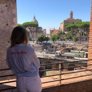 Meet your Posher, Paola